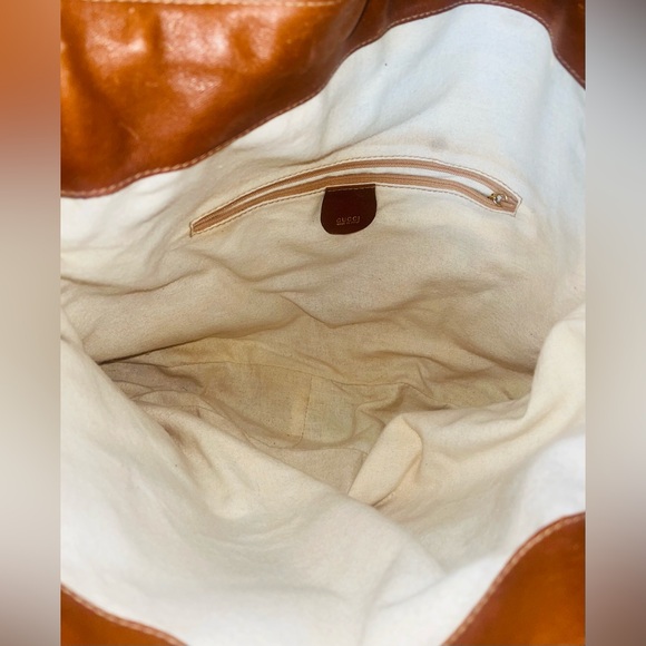 Gucci Bamboo Leather Shoulder Bag - Picture 9 of 14